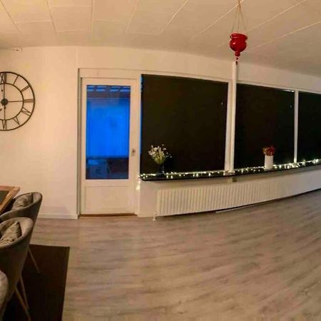 Big Villa In Stege Near Mons Klint With Trampolin Exterior foto
